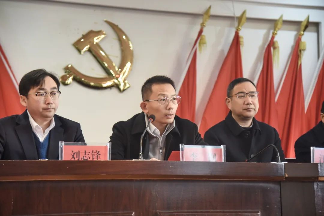 大爱中环 温暖“桐”行 ｜ 中环od平台入口官网控股集团第十四季暖冬行动再度出发