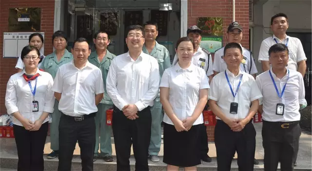 od平台入口官网工会夏日送清凉在行动 集团副总裁高剑一行亲切慰问一线员工