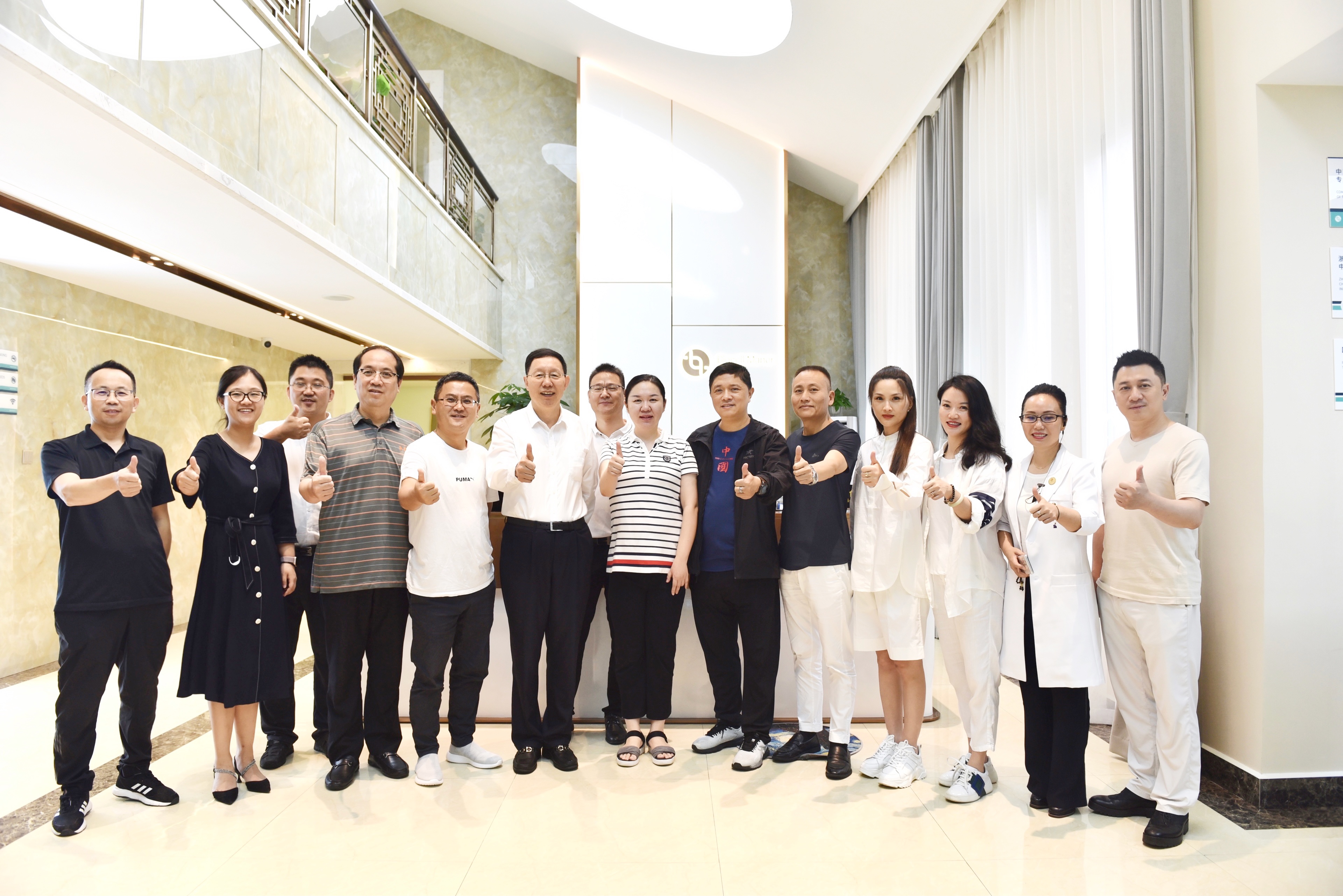 od平台入口官网高管团队走进Biocell庄园